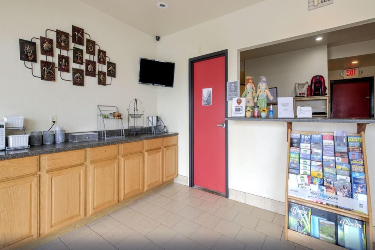 Surestay By Best Western Mcalester (Adults Only) Buitenkant foto